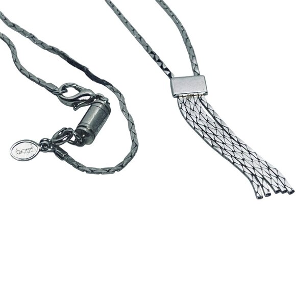 Avon Silver Tone Triangle Link Necklace With Tassel Pendant (5813) - Picture 4 of 5